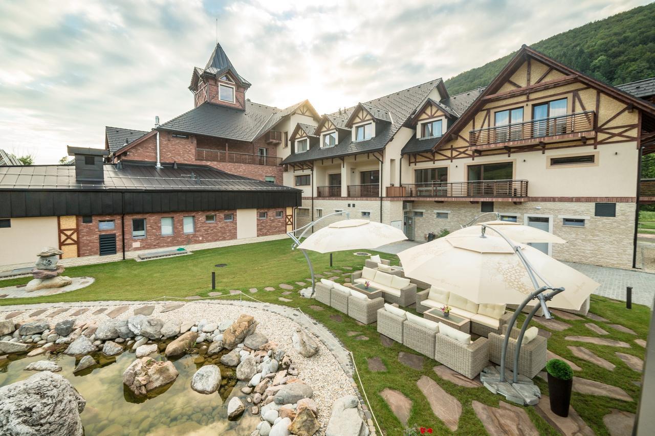 Village Resort Hanuliak Бела Экстерьер фото